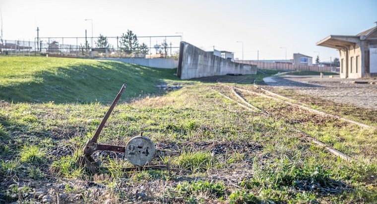 « Tout comme vous, j’avais un visage »: l’ancienne gare de déportation de Bobigny rouvre au public