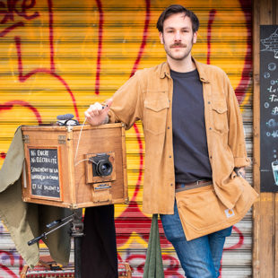 Fakele, l’artisan-photographe déambulant à Montreuil