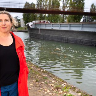 Et au milieu coule un canal : un recueil de contes pour enfants autour du canal de l’Ourcq